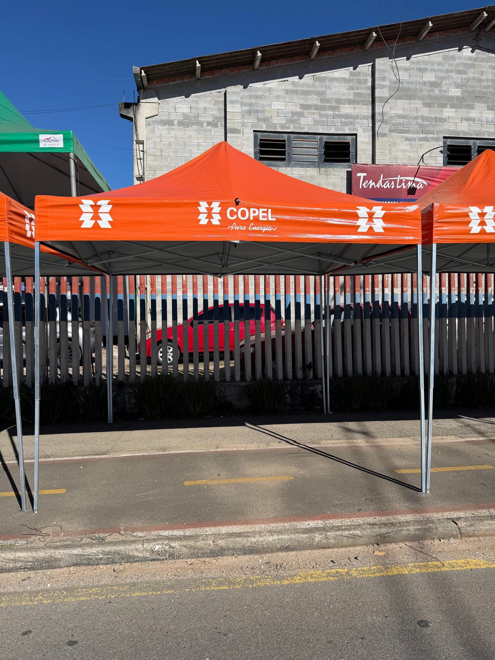 Tenda Pantográfica personalizada